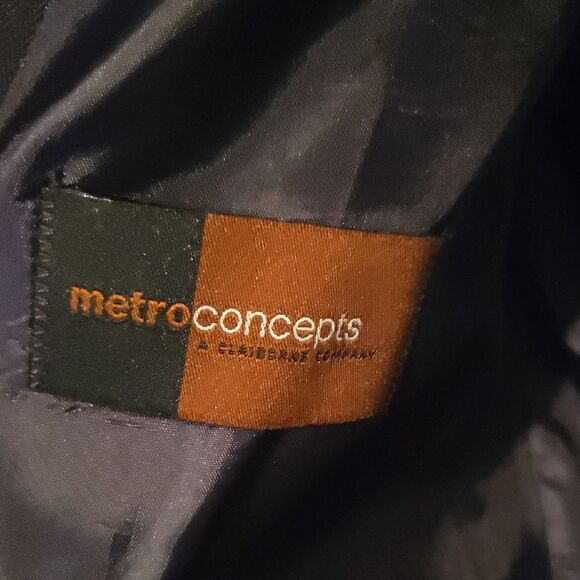 Men's Black Suit - Picture 2 of 5